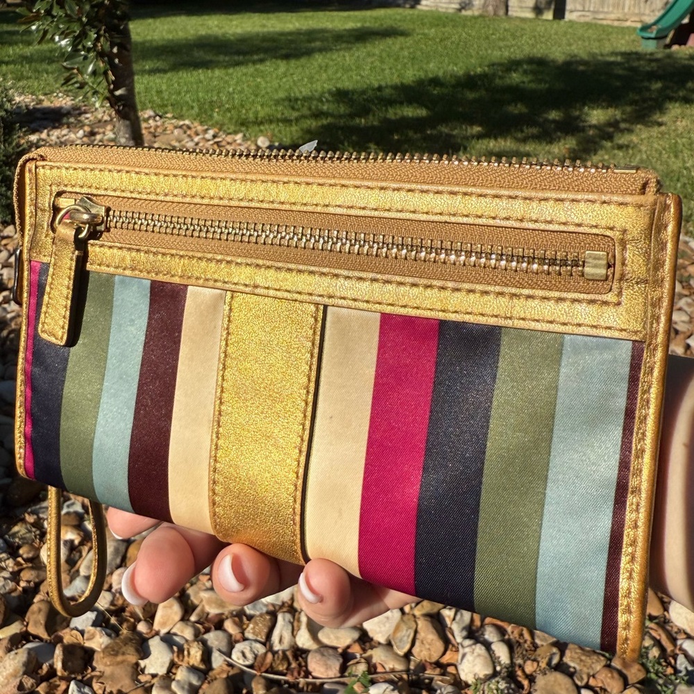 COACH Julia Multicolor Legacy striped zip around wristlet Gold Colorful 7”x4”EUC - Picture 8 of 16